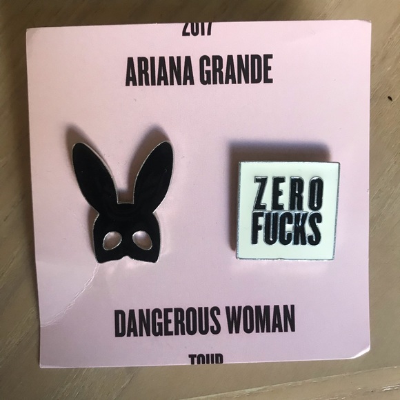 Ariana Grande Accessories - ARIANA GRANDE 2017 Dangerous Woman Tour VIP Pin Set NWT
